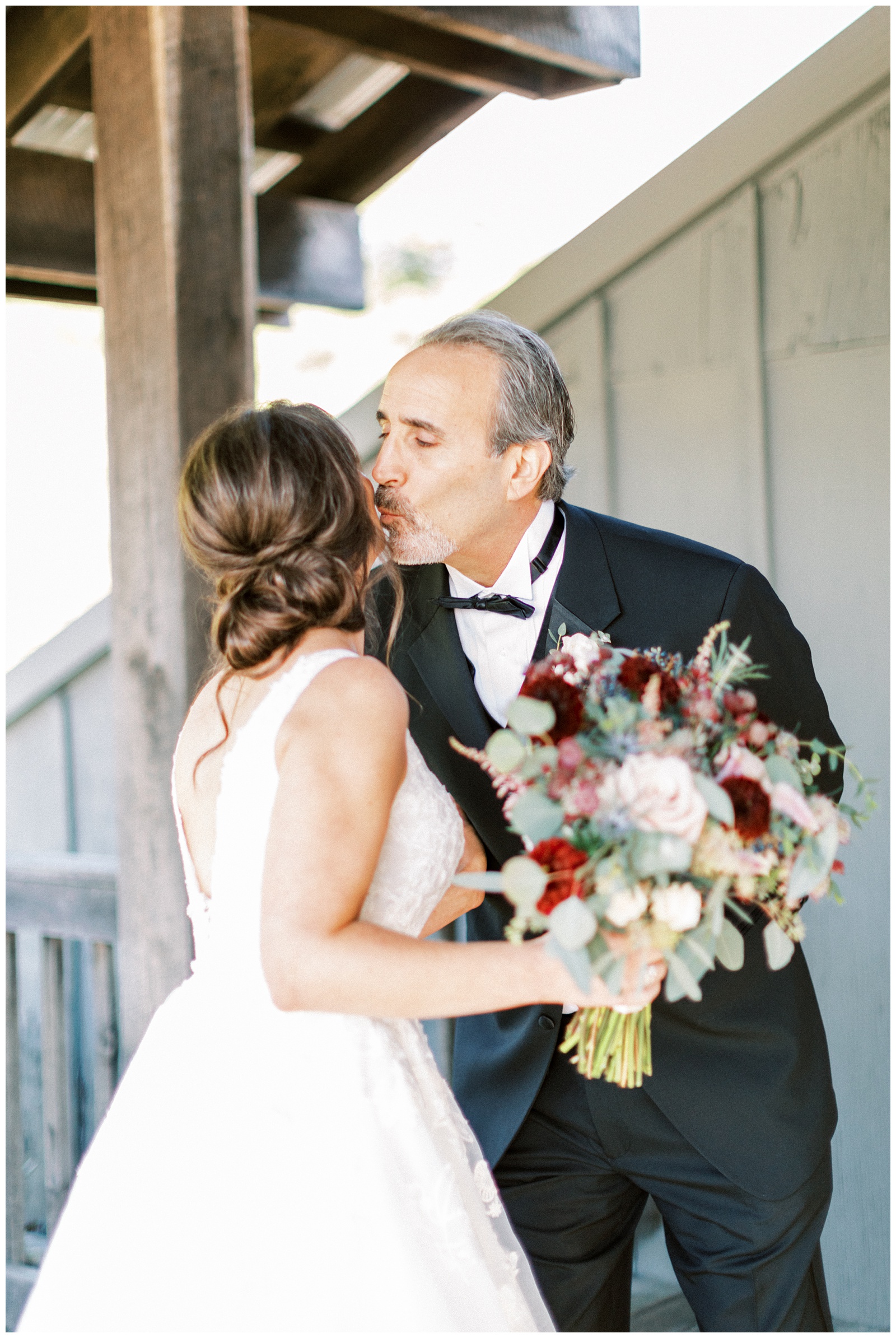 Bluemont Vineyard-The Stable-VA Wedding Photographer-Neva Sullivan Photography_0012.jpg