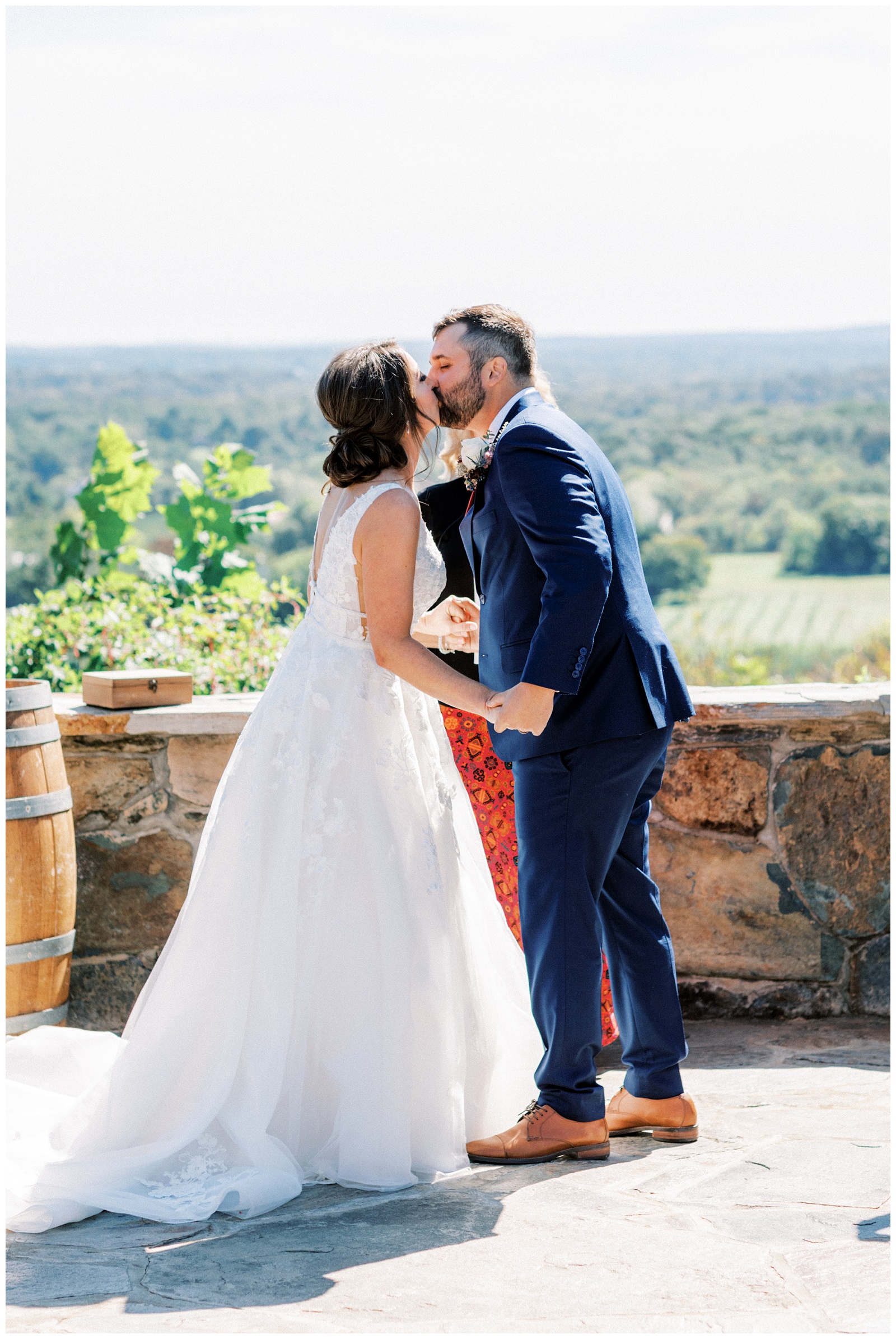 Bluemont Vineyard-The Stable-VA Wedding Photographer-Neva Sullivan Photography_0031.jpg