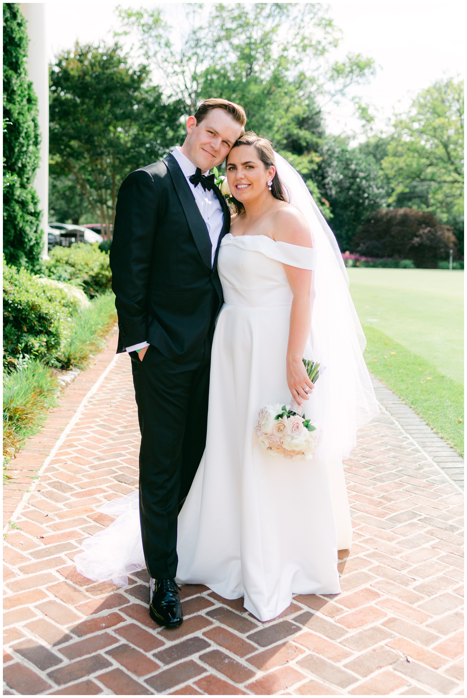 Washington Golf and Country Club Wedding-Virginia Photographer-Neva Sullivan Photography_0053.jpg