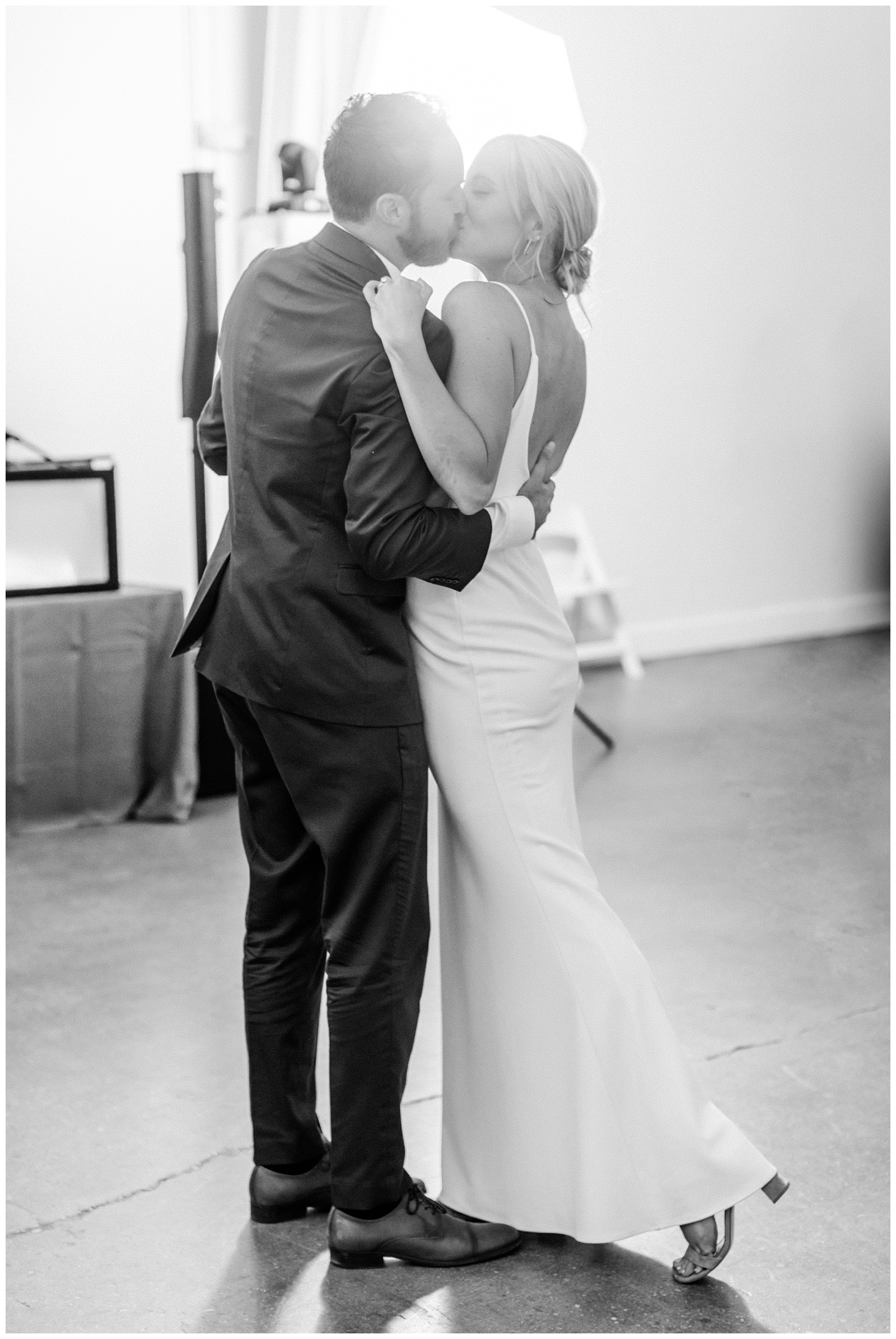 Neva Sullivan Photography_Haven Street Ballroom_Maryland Wedding Photographer_0072.jpg